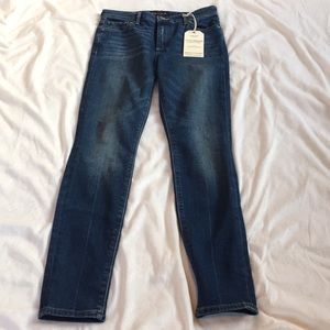 Lucky Jeans